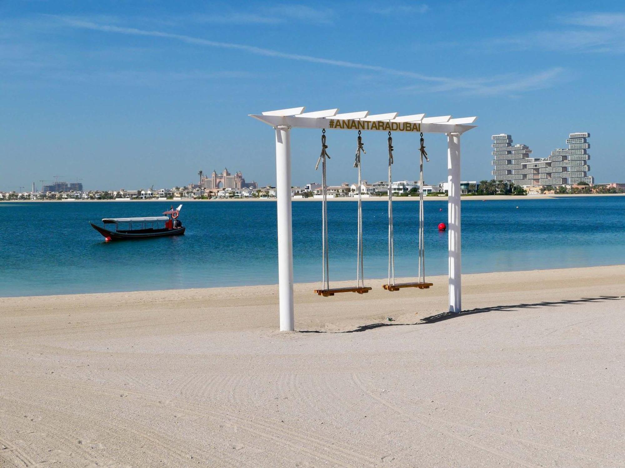 Oceanfront 2br With Perfect Views Dubai