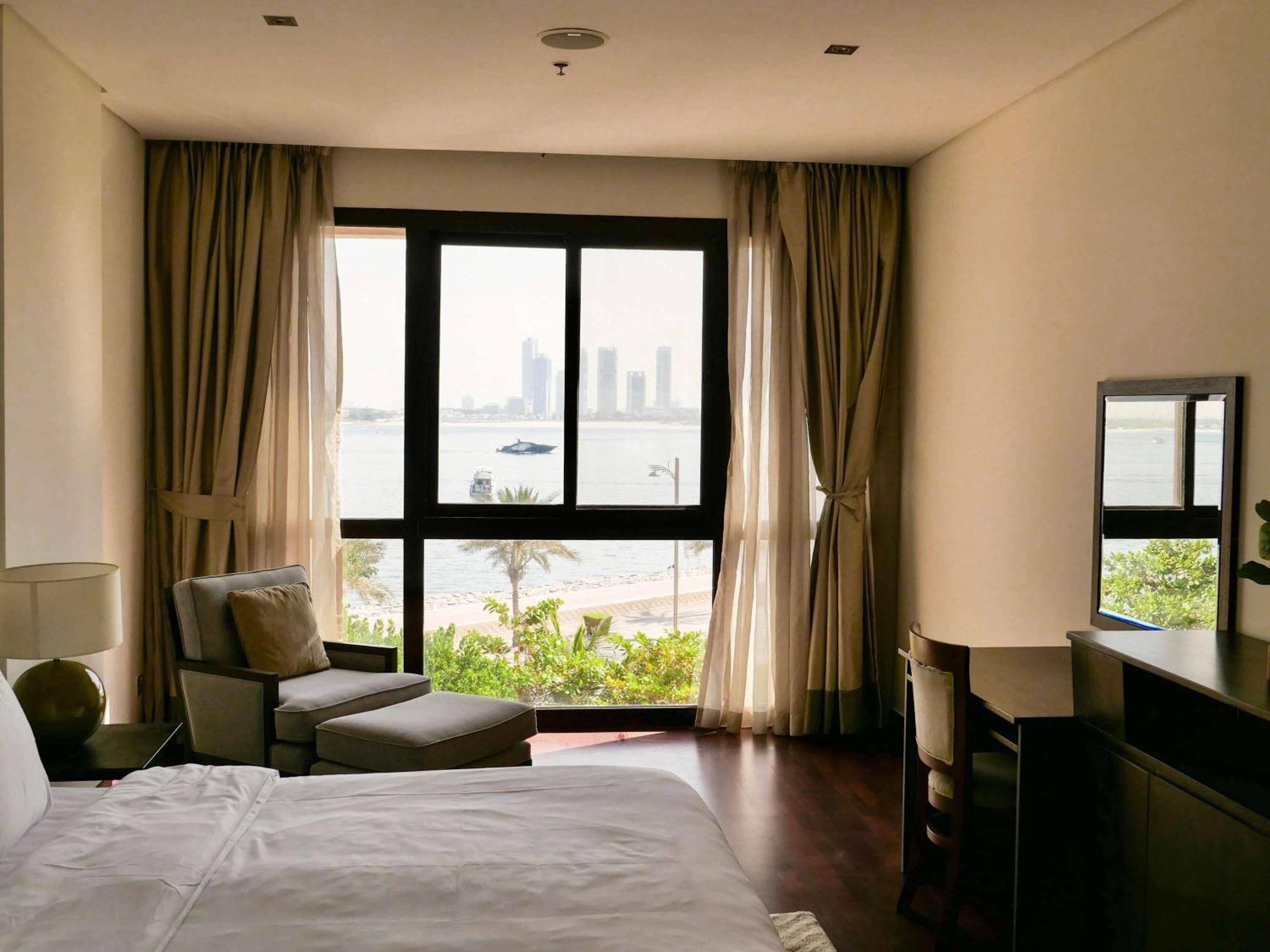 Oceanfront 2br With Perfect Views